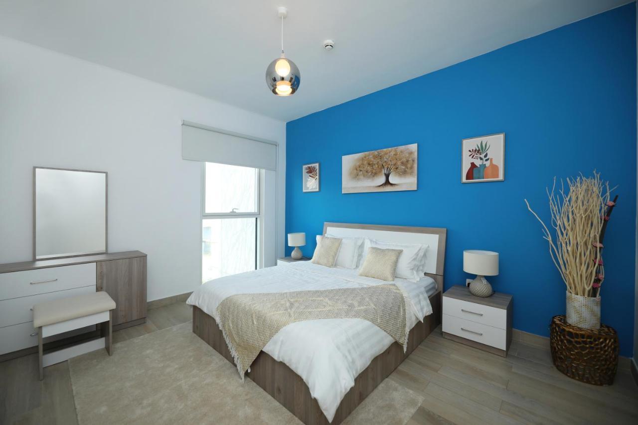 Apartment Yas Island - 2 Bedrooms, 2 Toilet With Shared Pool & Parking