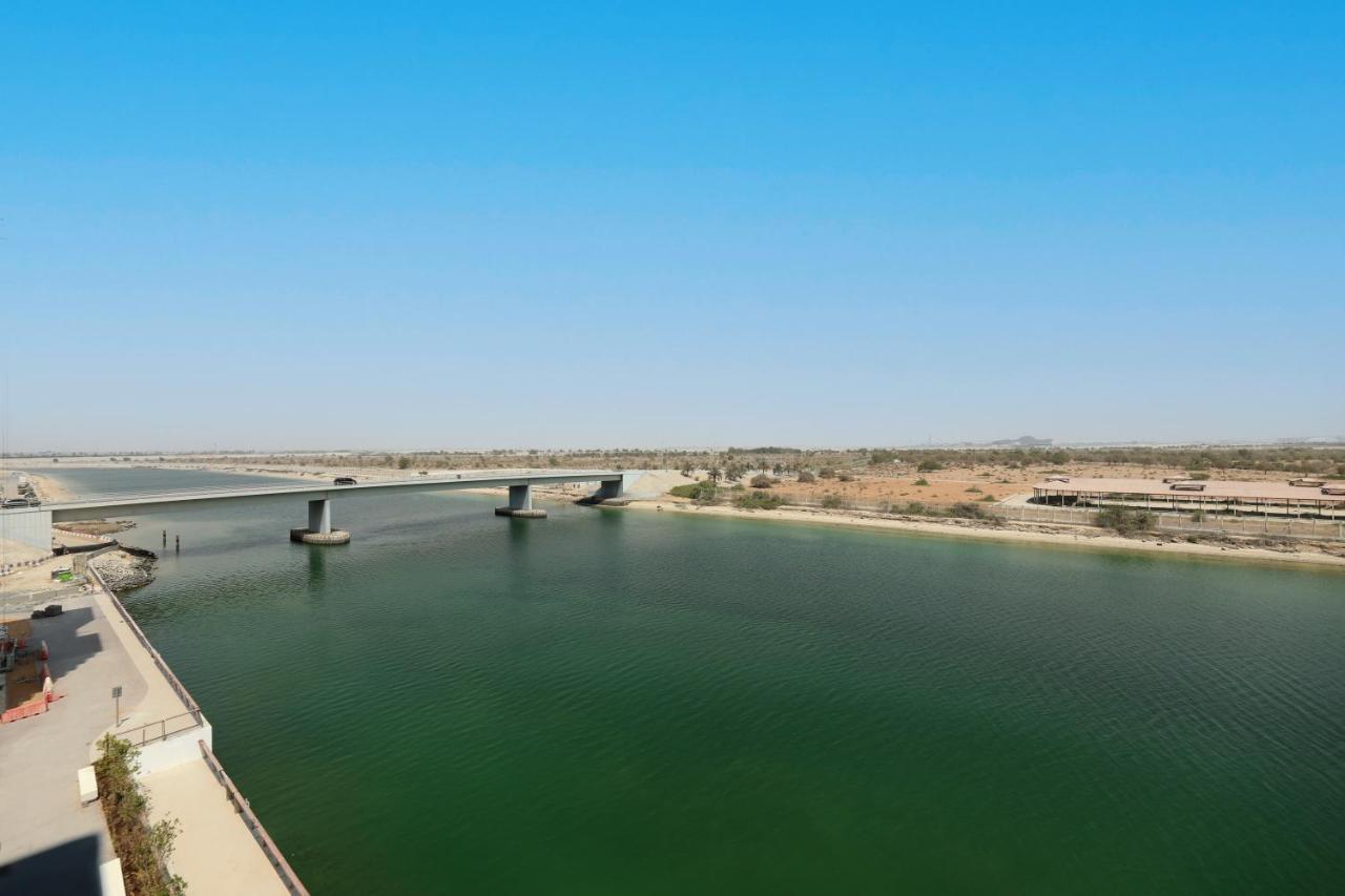 Yas Island - 2 Bedrooms, 2 Toilet With Shared Pool & Parking Apartment *