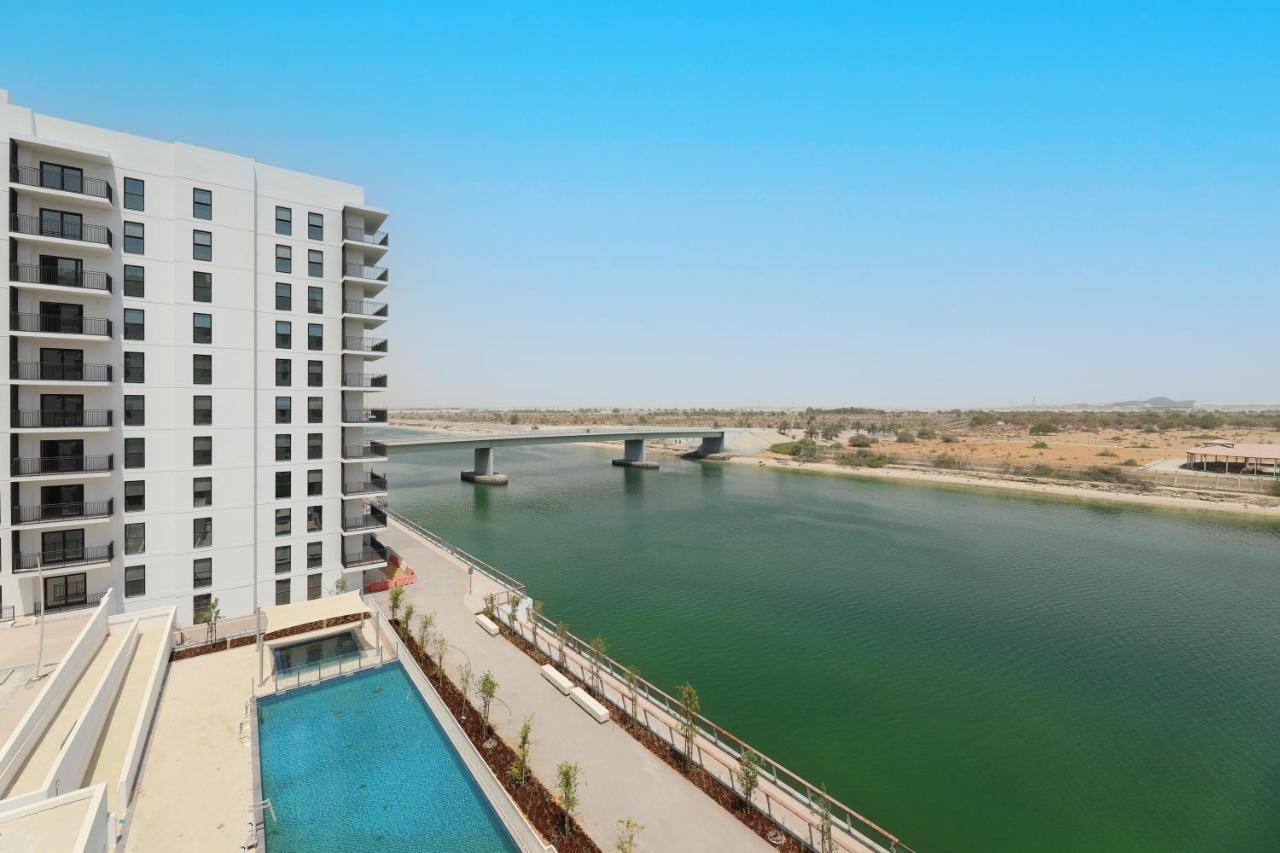 Yas Island - 2 Bedrooms, 2 Toilet With Shared Pool & Parking Apartment Abu Dhabi
